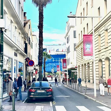 Au Calme A Deux Pas Du Palais Des Festivals Appartement